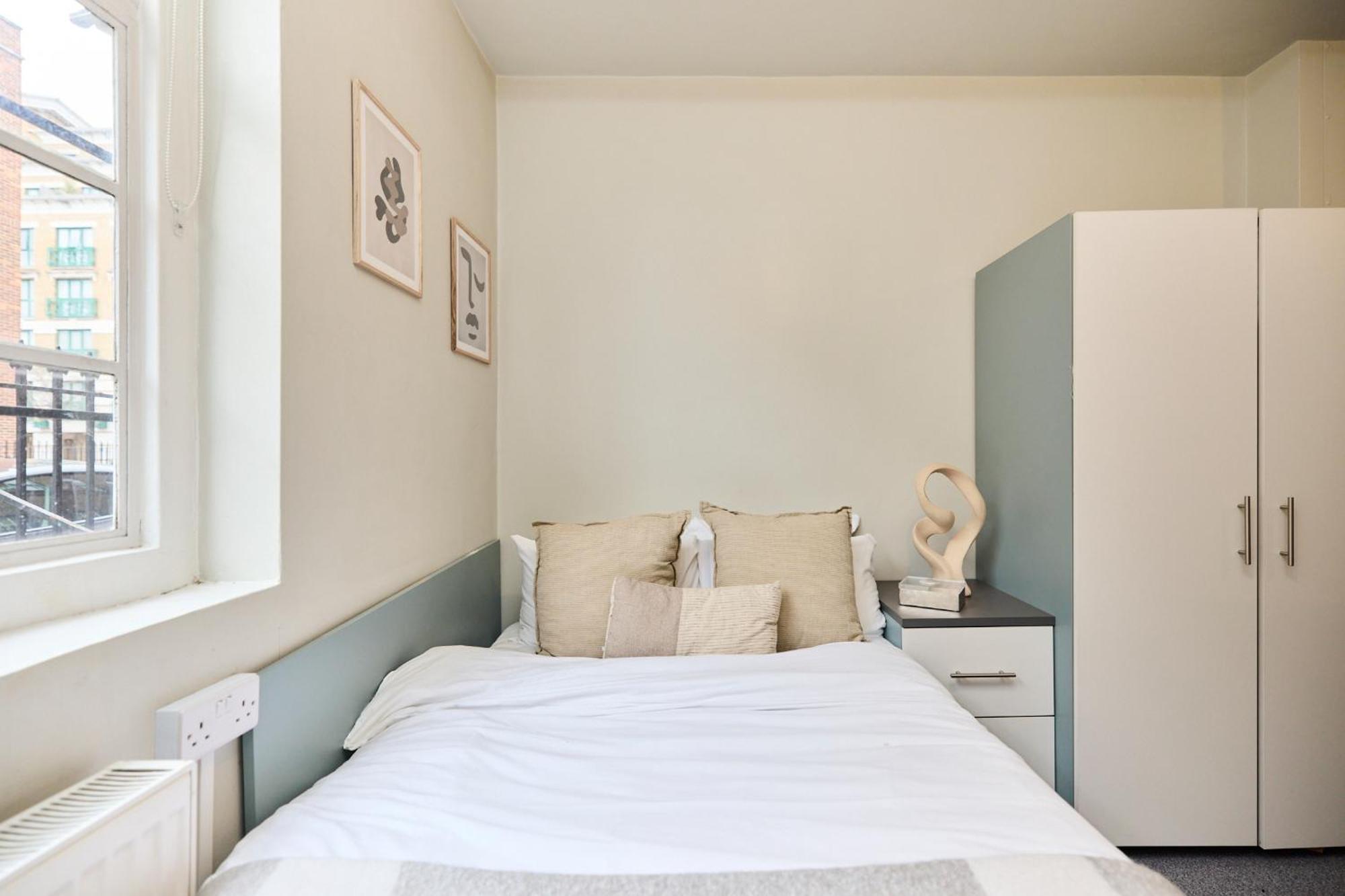 Louise House Hostel 런던 외부 사진